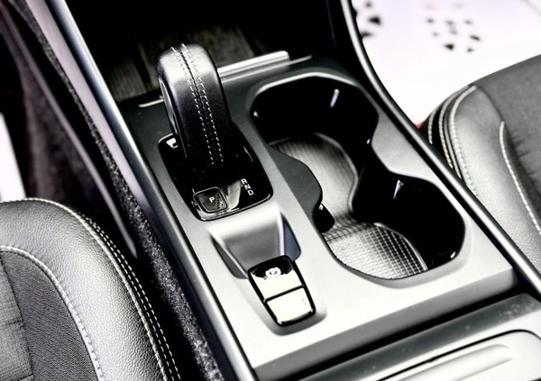 Volvo XC 40 cena 107999 przebieg: 139953, rok produkcji 2018 z Siewierz małe 781